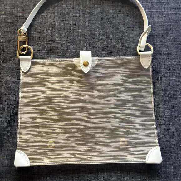 Auth RARE Louis Vuitton Vintage White Translucent Clear Epi Plage Snap Pouch - Picture 6 of 11